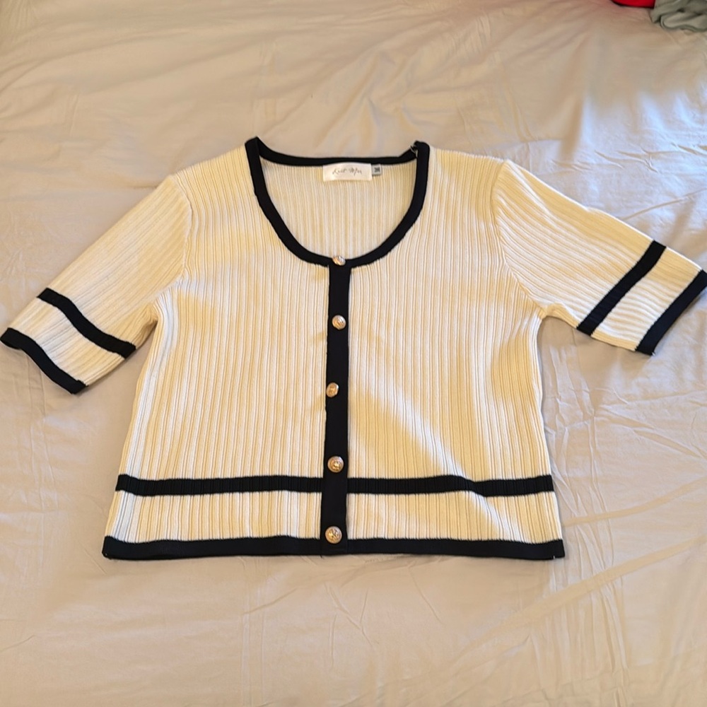Short Sleeve Sweater